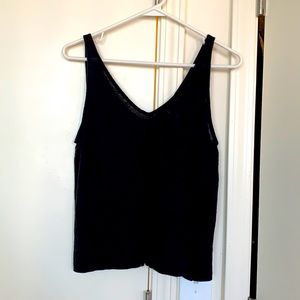 Black cropped tank top